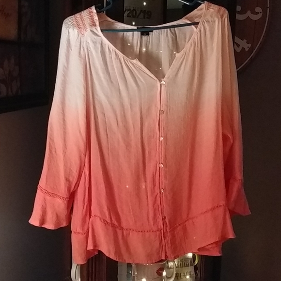 Blouse - Picture 2 of 2